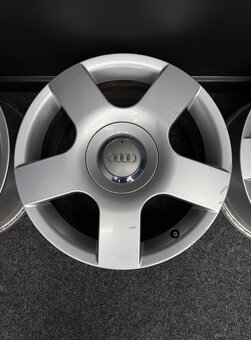 Alu Audi 5x112 16” 7j 8E0601025C - 4