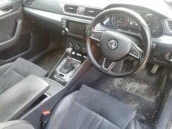 Rozpredám škoda superb 3 sedan 2,0 tdi 110 kw - 4