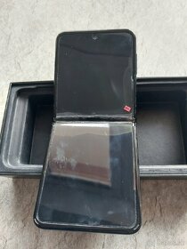 samsung Z3 flip 5G - 4