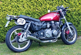 Cafe racer Kawasaki Zephyr 550 - 4