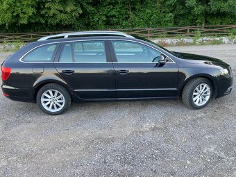 Škoda Superb Combi 2.0 TDI CR 170k Elegance - 4