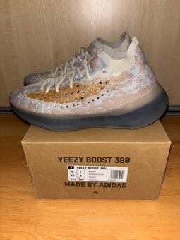 YEEZY SALT 380 - 4