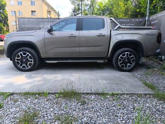 Volkswagen Amarok 3.0 TDI V6 Aventura 4Motion DSG - 4