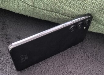 Samsung galaxy S23plus - 4