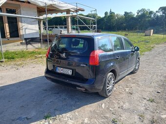 Peugeot 5008 - 4