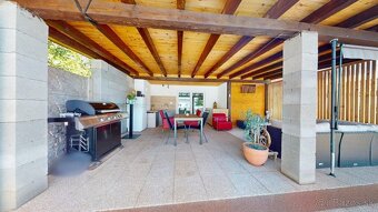 Moderný rodinný dom s bazénom a vínnou atmosférou – Strekov - 4