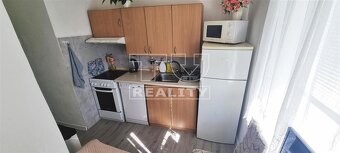 1.izb.byt na predaj s loggiou, výmera:38 m2,zateplený... - 4