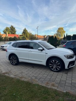 Volkswagen Tiguan Allspace 2.0 TDI R-line 4Motion DSG - 4