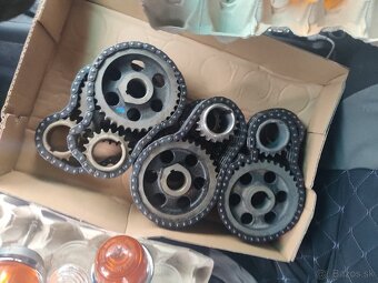 Felicia, Octavia, Spartak - 4