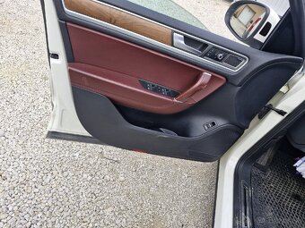 Rozpredám vw touareg - 4