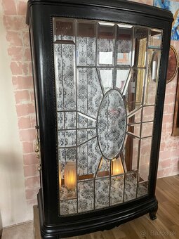 starozitna vitrina - 4