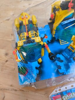 Lego Aquazone 6195 Neptune Discovery lab - 4