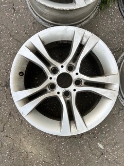 BMW E90/91/92/93 R16 style 268 - 4