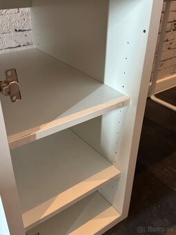 Stolík Ikea Micke - 4