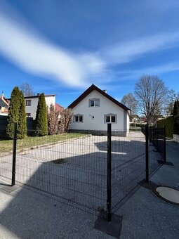 RODINNÝ DOM V OBCI S NAJKRAJŠÍM VÝHĽADOM NA VYSOKÉ TATRY - 4