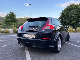 Volvo C30 1.6D R-DESIGN - 4