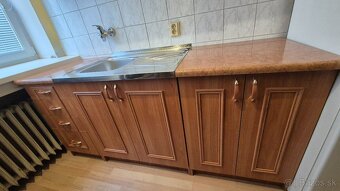 Kuchynská linka - 4