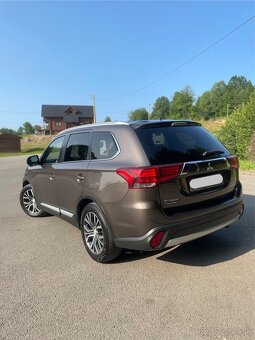Mitsubishi Outlander 2.2 DI-D 4WD, 7-miestny, 2015 - 4