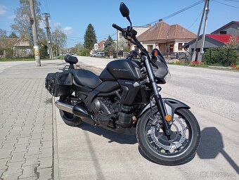 Honda CTX 700 - 4