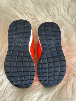 Nové chlapčenské tenisky, vel. 26 - 4