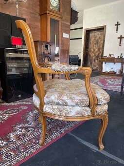 Starožitné kreslo - 4