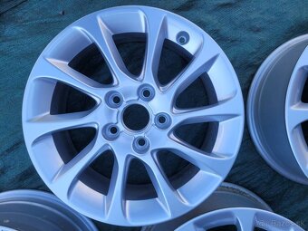 Alu kola originál Audi A3 S-line R16 - 4