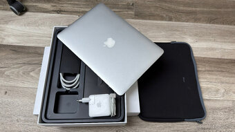 Macbook Air early 2014, 13-palcovy - 4