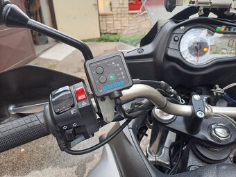 Suzuki DL650 V-strom - 4