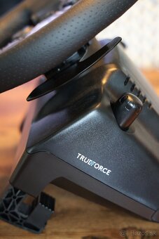 Logitech G923 Driving Force Volant, pedále aj páka - 4