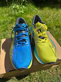 Bezecke tenisky Mizuno Wave Rebellion Pro - 4