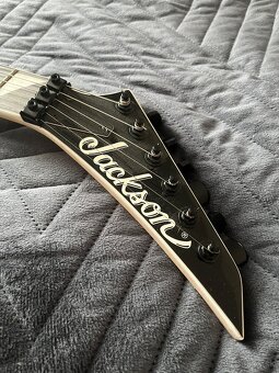 Elektrická gitara Jackson JS32 King V - 4
