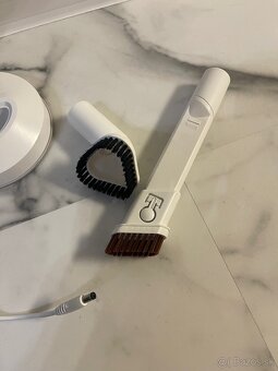 Ručný tycovy vysávač Illox - 4