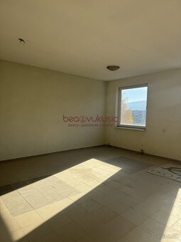 NA PREDAJ_Administratívna budova_Štítnická ulica_priemyselná - 4