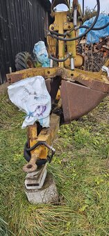 Nakladač hnoja UMHZ-500 - 4