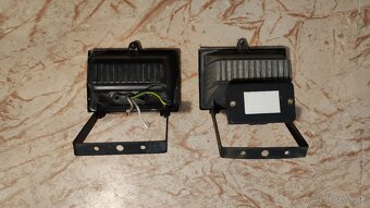 Prepäťová el. ochrana, Reflektory, Držiak telefónu, LED reťa - 4