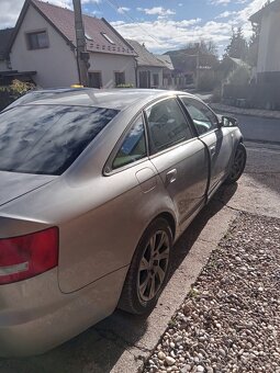 Audi A6 - 4