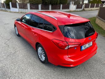 Ford Focus Turnier 1.5 EB Titanium 1. majitel 11/2019 - 4