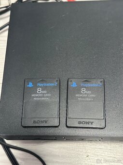 Sony PlayStation 2 FAT + 4 ovládače + 2× originál Memory Car - 4
