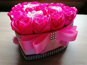 Darčekové boxy ruží - 4