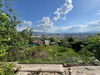 Stavebný pozemok so súpisným číslom /459m2 + 12m2/ Žilina - - 4