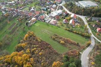 Na predaj pozemok-trvalý trávnatý porast v obci Trenčianske - 4