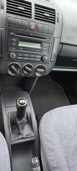 Predám VW Polo 1.2 benzín, 51kW - 4