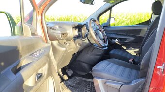 Combo Life XL, 130 HP, diesel, 6 M/T - 4