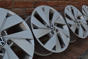 5x112 R17 Hlinikove disky Original VW Golf 8 - 4