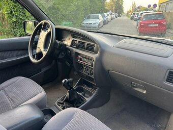 MAZDA B2500 2,5 TD 80KW 4X4 KLÍMA ŤAŽNÉ - 4