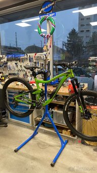 Giant trance 2 - 4