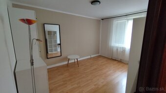Prenájom 3 izbového bytu s balkónom - na Hlinách ,Trnava - 4