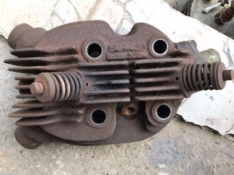 NSU 351 S/OS liatinová hlava na vlásenkové pružiny - 4