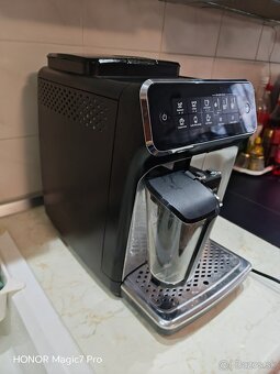 Espresso kavovar Philips LatteGo 3200 - 4