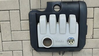 Kryt motora vw - 4